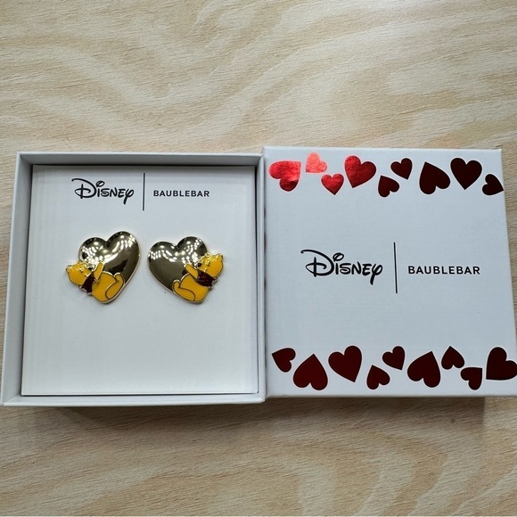 New Baublebar x Disney Winnie the Pooh Heart Stud Earrings - Picture 2 of 7